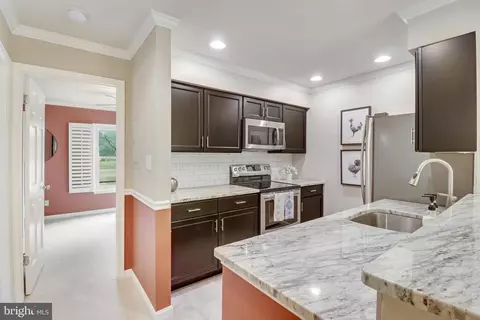 5848 Orchard Hill Ct #5848, Clifton, VA 20124