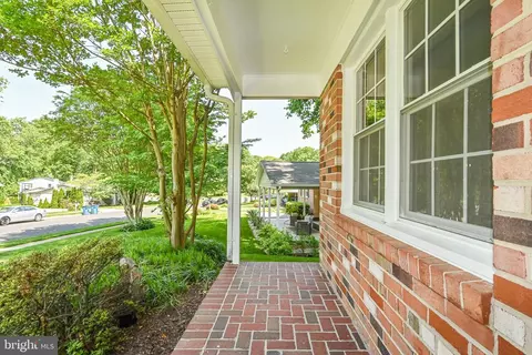 6705 Coachman Dr, Springfield, VA 22152 photo 9
