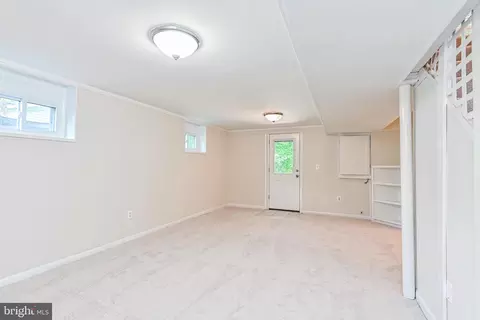 6705 Coachman Dr, Springfield, VA 22152 photo 40