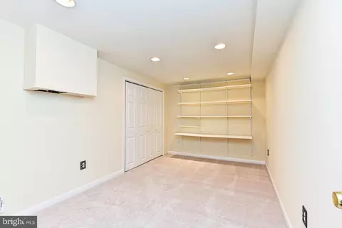 6705 Coachman Dr, Springfield, VA 22152 photo 37