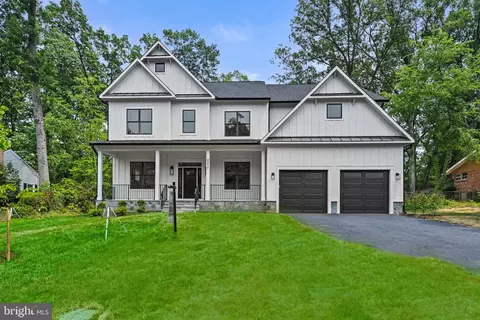 4057 Doveville Ln, Fairfax, VA 22032