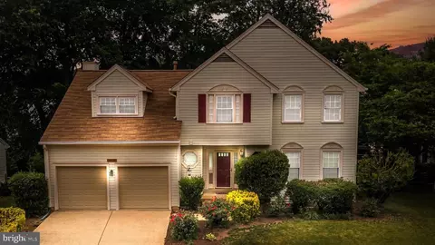 14334 Brookmere Dr, Centreville, VA 20120
