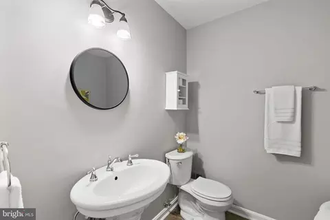 5318 Weymouth Dr, Springfield, VA 22151 photo 34