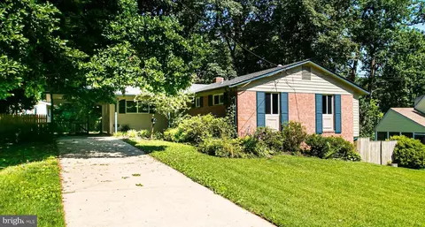 5318 Weymouth Dr, Springfield, VA 22151