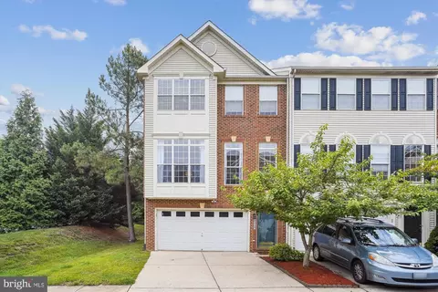 8229 Shannons Landing Way, Lorton, VA 22079
