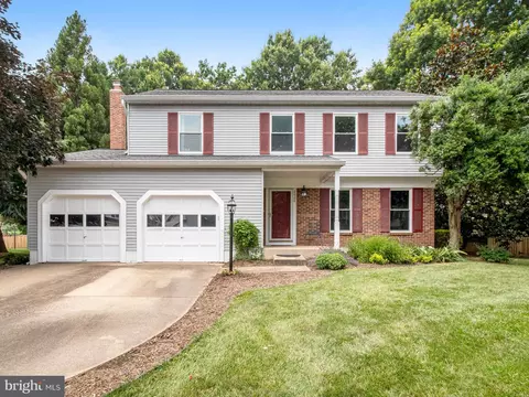 2628 New Banner Ln, Herndon, VA 20171