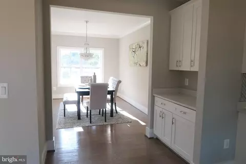 7016 Ridgeway Dr, Springfield, VA 22150 photo 10