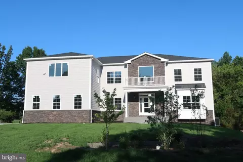 7016 Ridgeway Dr, Springfield, VA 22150 photo 3