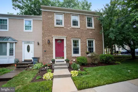 10347 Pond Spice Ter, Burke, VA 22015