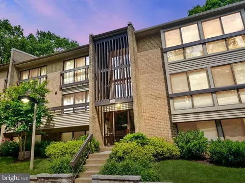 2120 Green Watch Way #10/300B, Reston, VA 20191