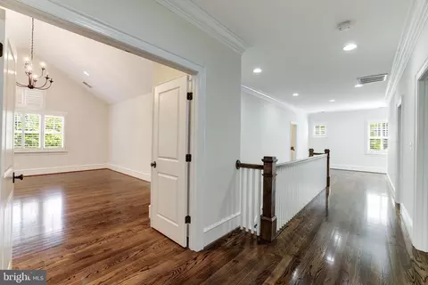 7906 Old Falls Rd, Mclean, VA 22102 photo 41