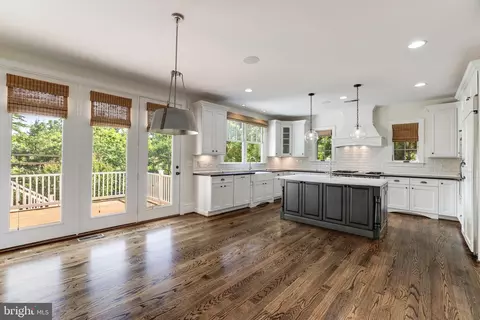 7906 Old Falls Rd, Mclean, VA 22102 photo 27