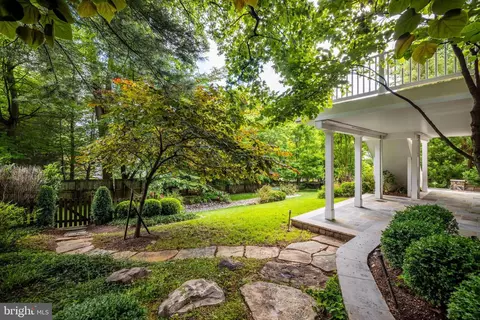 7906 Old Falls Rd, Mclean, VA 22102 photo 73