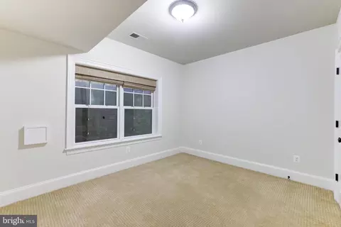 7906 Old Falls Rd, Mclean, VA 22102 photo 60