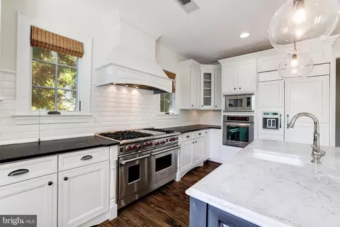 7906 Old Falls Rd, Mclean, VA 22102 photo 34