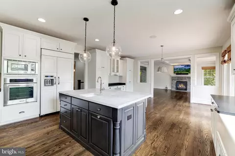 7906 Old Falls Rd, Mclean, VA 22102 photo 33