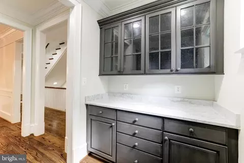 7906 Old Falls Rd, Mclean, VA 22102 photo 23
