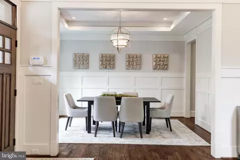 7106 Enterprise Ave, Mclean, VA 22101 photo 4