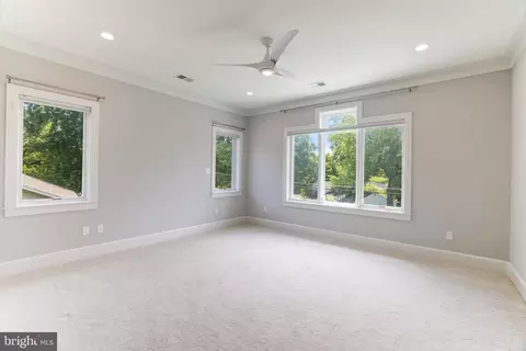 7106 Enterprise Ave, Mclean, VA 22101 photo 31