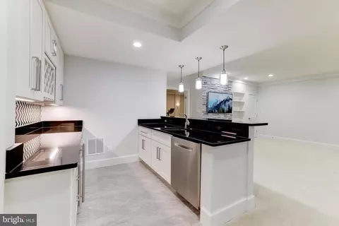7106 Enterprise Ave, Mclean, VA 22101 photo 42
