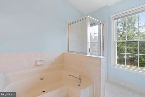 6320 Millwood Cir, Springfield, VA 22152 photo 18