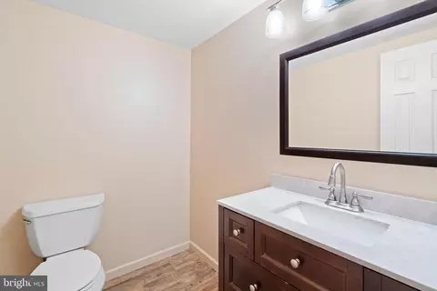 6320 Millwood Cir, Springfield, VA 22152 photo 25