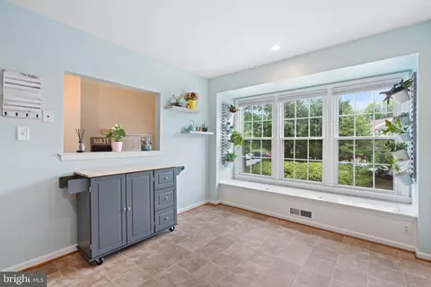 6320 Millwood Cir, Springfield, VA 22152 photo 7