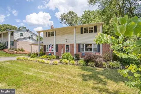 6968 Conservation Dr, Springfield, VA 22153 photo 3