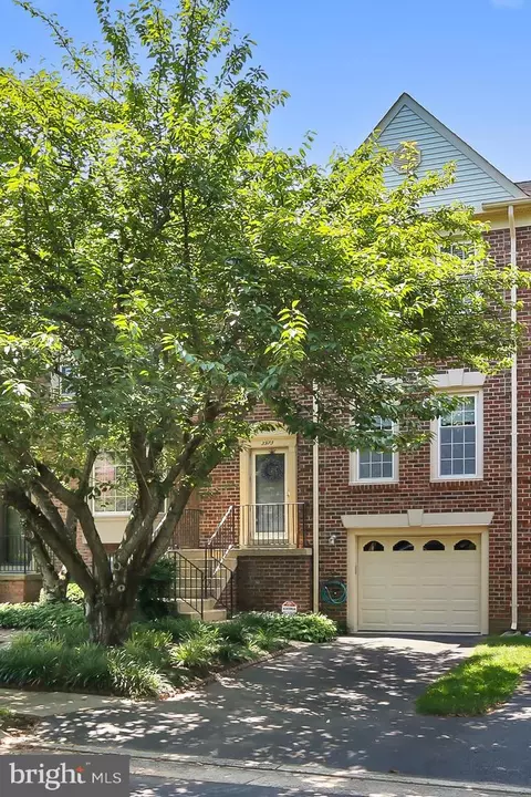 3973 Hancock Forest Trl, Annandale, VA 22003