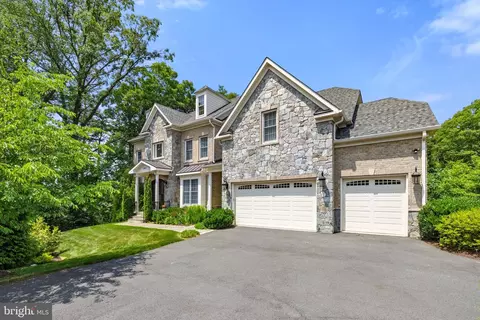 3441 Gallows Rd, Falls Church, VA 22042
