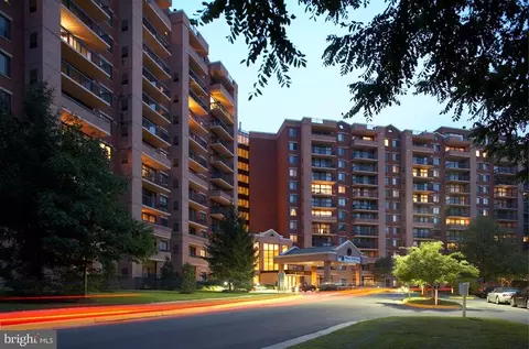 2230 George C Marshall Dr #324, Falls Church, VA 22043