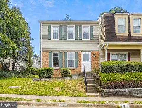 9145 Broken Oak Pl, Burke, VA 22015
