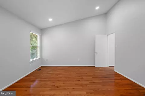 7829 Wintercress Ln, Springfield, VA 22152 photo 21