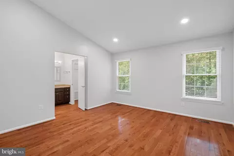 7829 Wintercress Ln, Springfield, VA 22152 photo 19