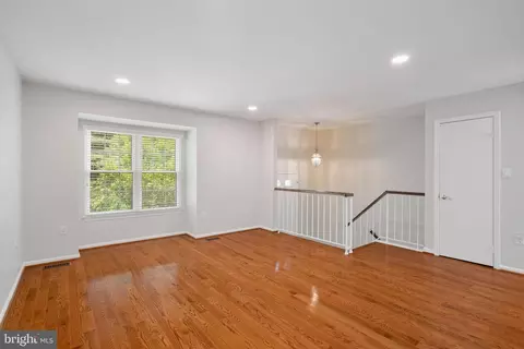 7829 Wintercress Ln, Springfield, VA 22152 photo 7