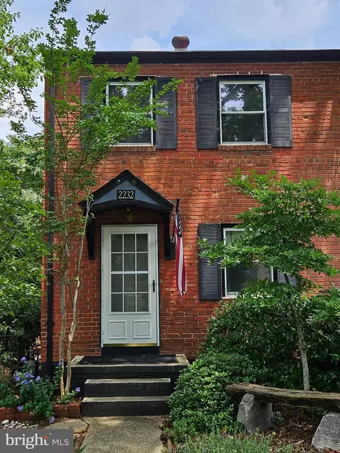 2232 Arlington Ter, Alexandria, VA 22303