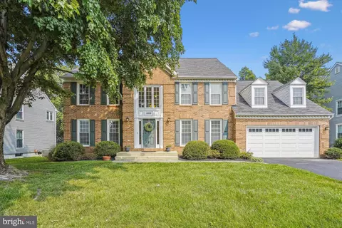 809 Autumn Breeze Ct, Herndon, VA 20170