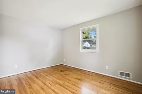 7910 Gosport Ln, Springfield, VA 22151 photo 21