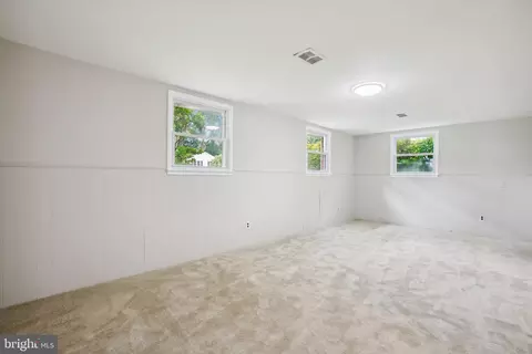 7910 Gosport Ln, Springfield, VA 22151 photo 28