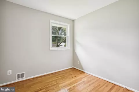 7910 Gosport Ln, Springfield, VA 22151 photo 23