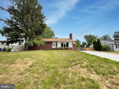 3611 Dannys Ln, Alexandria, VA 22311