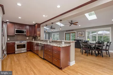 6963 Conservation Dr, Springfield, VA 22153 photo 16