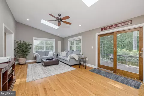 6963 Conservation Dr, Springfield, VA 22153 photo 12