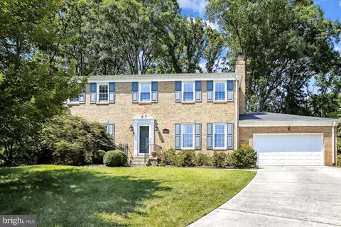 4221 Wilton Woods Ln, Alexandria, VA 22310