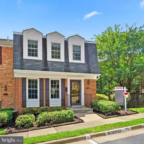 7323 Rockford Dr, Falls Church, VA 22043