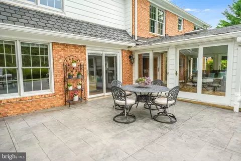 8409 Weller Ave, Mclean, VA 22102 photo 10