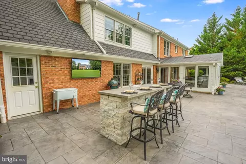 8409 Weller Ave, Mclean, VA 22102 photo 9