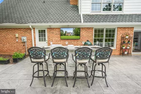 8409 Weller Ave, Mclean, VA 22102 photo 17