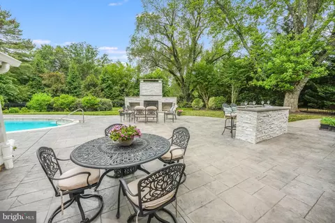 8409 Weller Ave, Mclean, VA 22102 photo 16