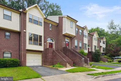 6615 Westbury Oaks Ct, Springfield, VA 22152